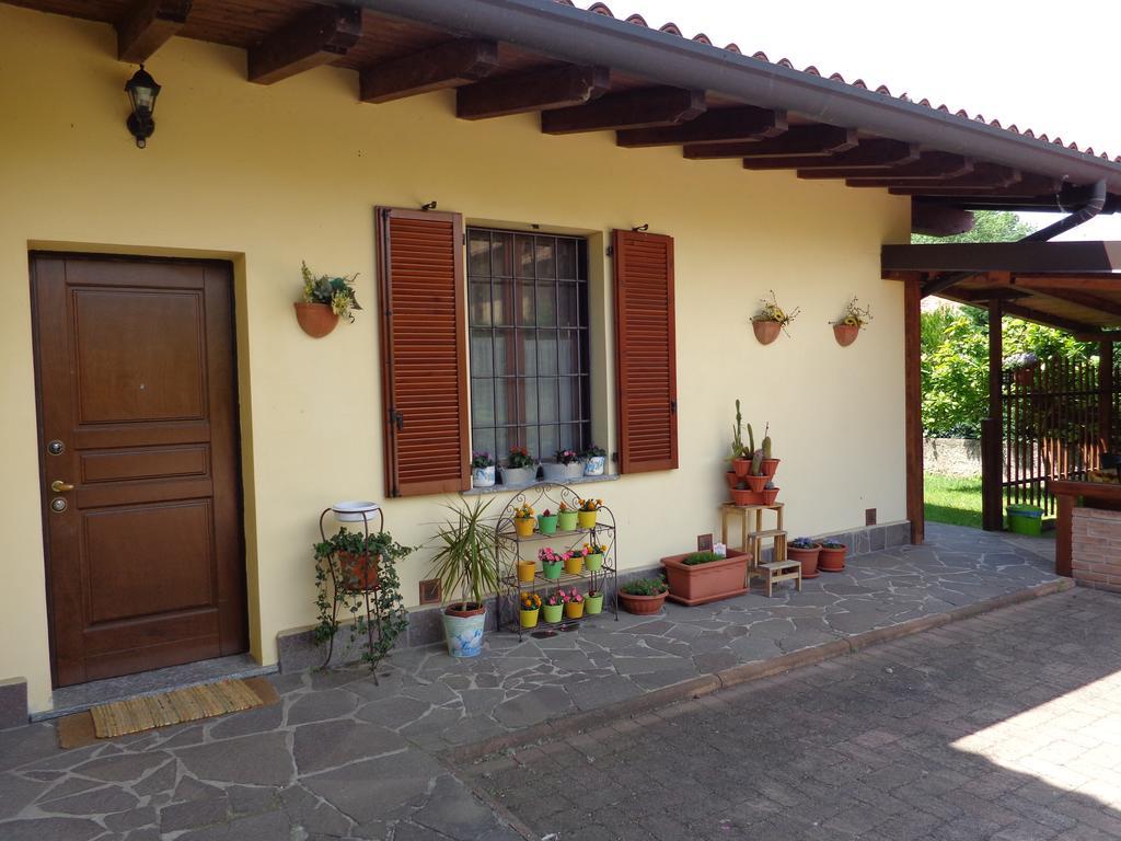 Il Sole Del Borgo Bed and Breakfast Binasco Exterior foto